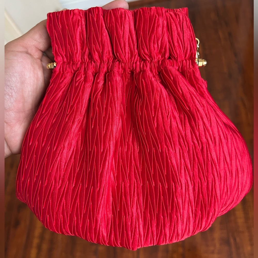 La Regale Red purse